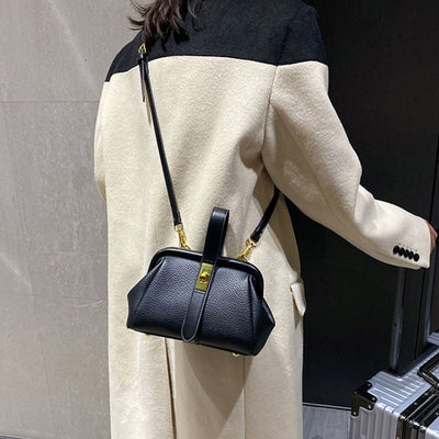 Reva - Luxury shoulder bags in retro design