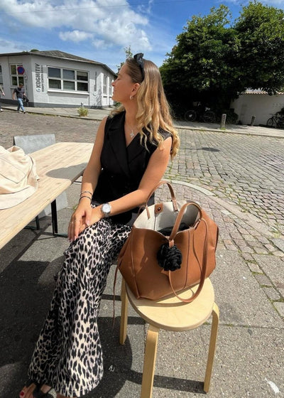 LIV - ELEGANT SHOULDER BAG